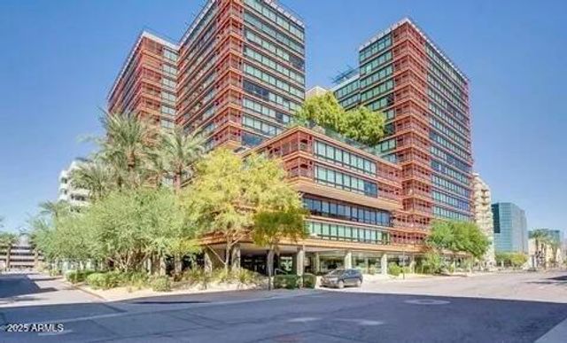 4808 N 24TH Street 703, Phoenix, AZ 85016