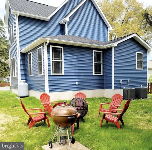 126 4TH STREET, Colonial Beach, VA 22443