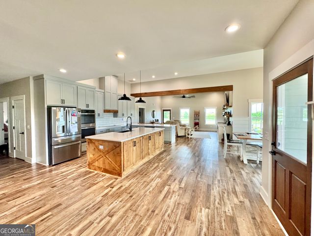 542 Spears Lane, Mansfield, GA 30055
