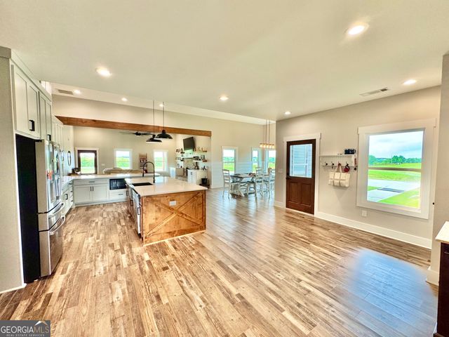 542 Spears Lane, Mansfield, GA 30055