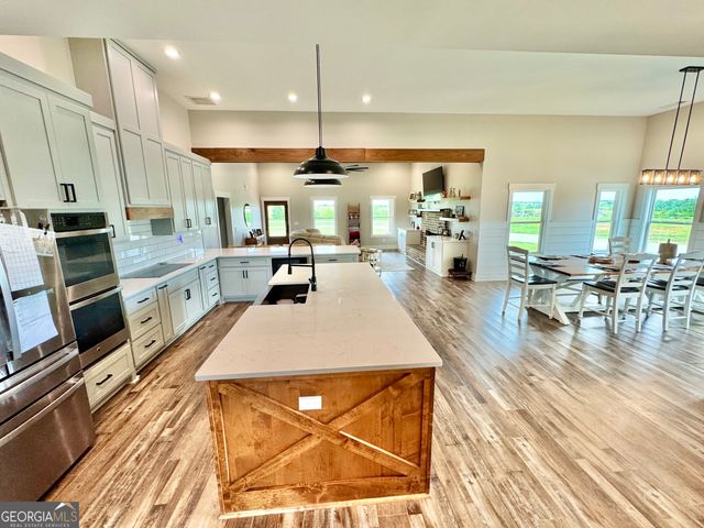 542 Spears Lane, Mansfield, GA 30055