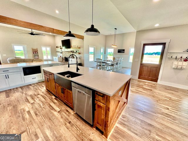 542 Spears Lane, Mansfield, GA 30055