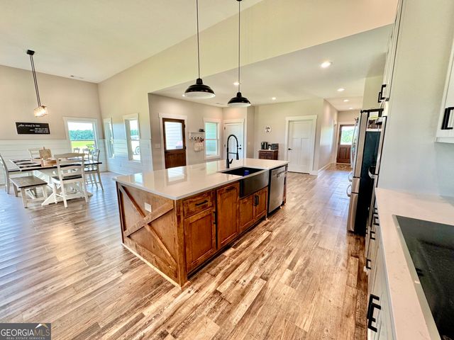 542 Spears Lane, Mansfield, GA 30055