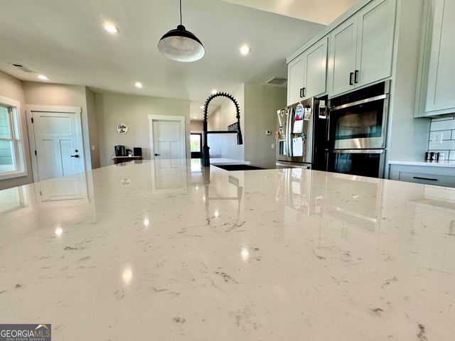 542 Spears Lane, Mansfield, GA 30055