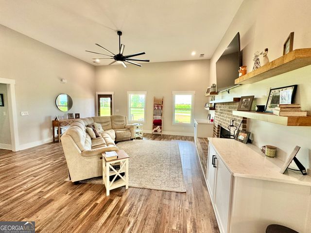542 Spears Lane, Mansfield, GA 30055