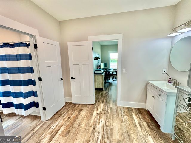542 Spears Lane, Mansfield, GA 30055