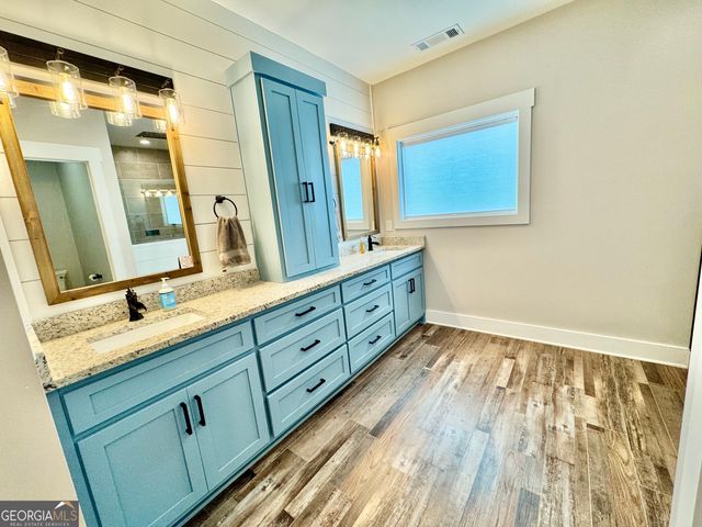 542 Spears Lane, Mansfield, GA 30055