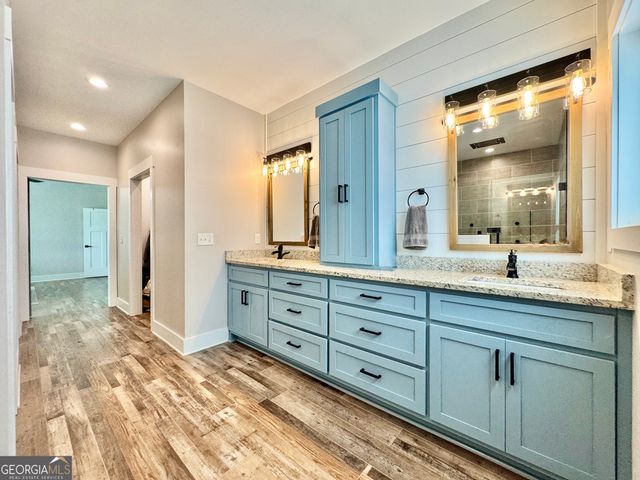 542 Spears Lane, Mansfield, GA 30055