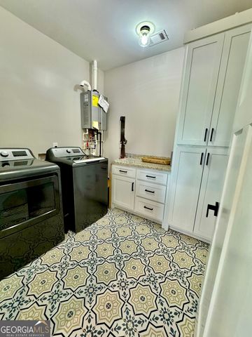 542 Spears Lane, Mansfield, GA 30055