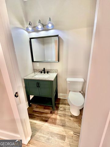 542 Spears Lane, Mansfield, GA 30055