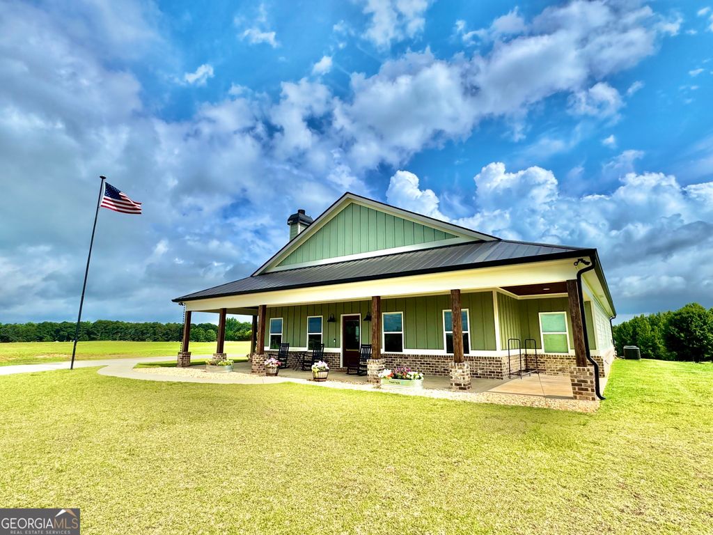 542 Spears Lane, Mansfield, GA 30055