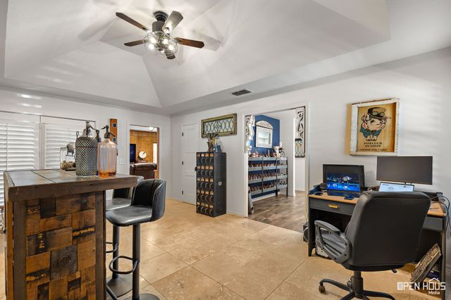 108 Northwood, Henrietta, TX 76365