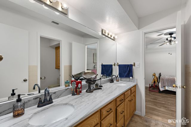 108 Northwood, Henrietta, TX 76365