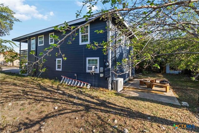 2495 Lakeshore Drive, Canyon Lake, TX 78133