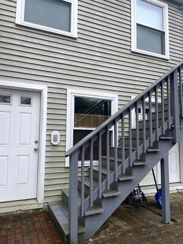 206-208 Hinghm Street, Rockland, MA 02370