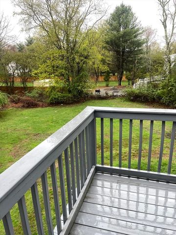 206-208 Hinghm Street, Rockland, MA 02370