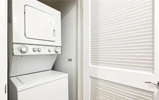 2750 Artesia 206, Redondo Beach, CA 90278