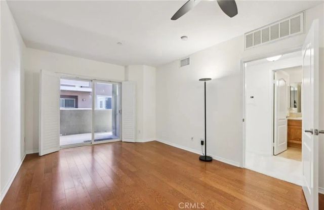 2750 Artesia 206, Redondo Beach, CA 90278