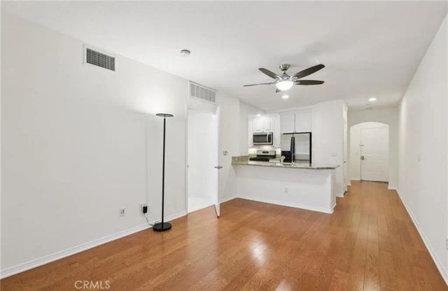 2750 Artesia 206, Redondo Beach, CA 90278