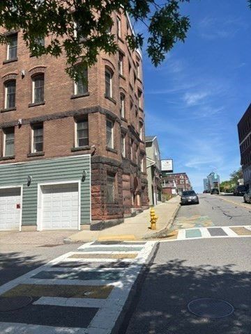 257 Pleasant St 9, Worcester, MA 01609