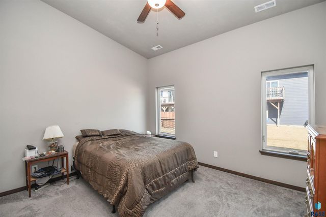 6632 W 6th Pl Place, Sioux Falls, SD 57107