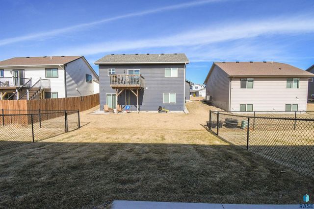 6632 W 6th Pl Place, Sioux Falls, SD 57107