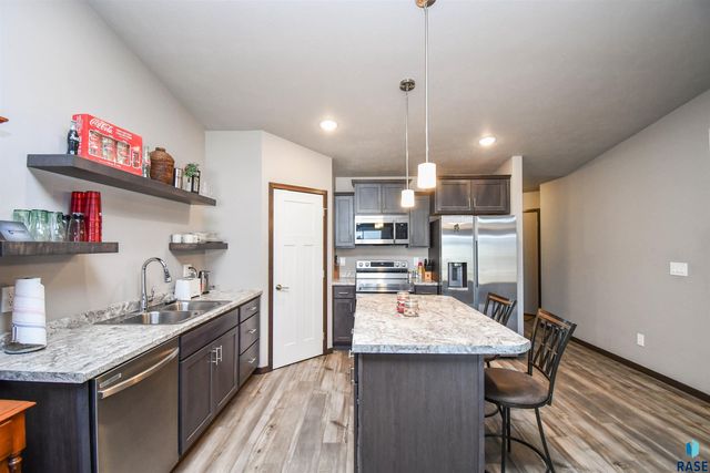 6632 W 6th Pl Place, Sioux Falls, SD 57107