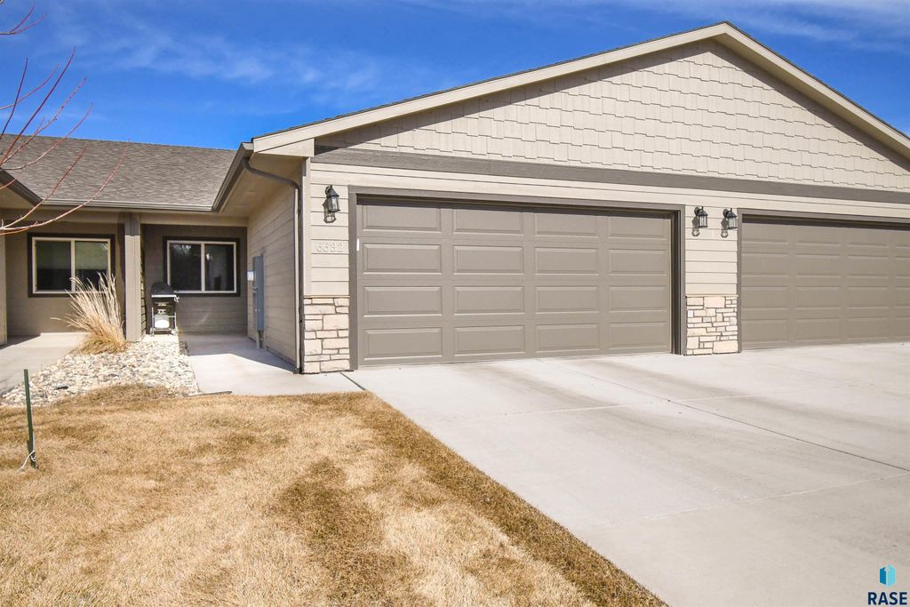 6632 W 6th Pl Place, Sioux Falls, SD 57107