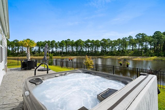 2253 Blackthorn Dr., Conway, SC 29526