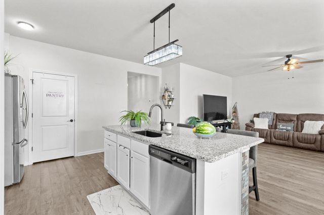 2253 Blackthorn Dr., Conway, SC 29526