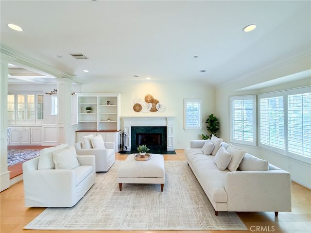 3212 Calle De Debesa, Camarillo, CA 93010