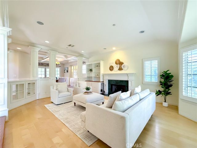 3212 Calle De Debesa, Camarillo, CA 93010