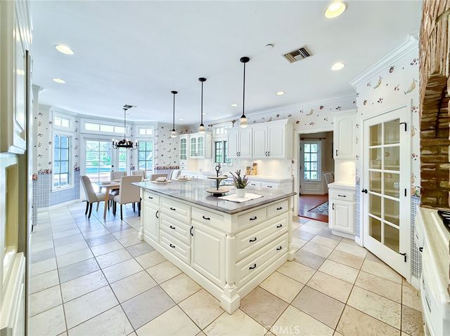 3212 Calle De Debesa, Camarillo, CA 93010