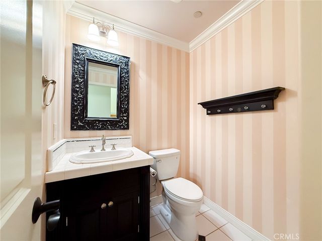 3212 Calle De Debesa, Camarillo, CA 93010