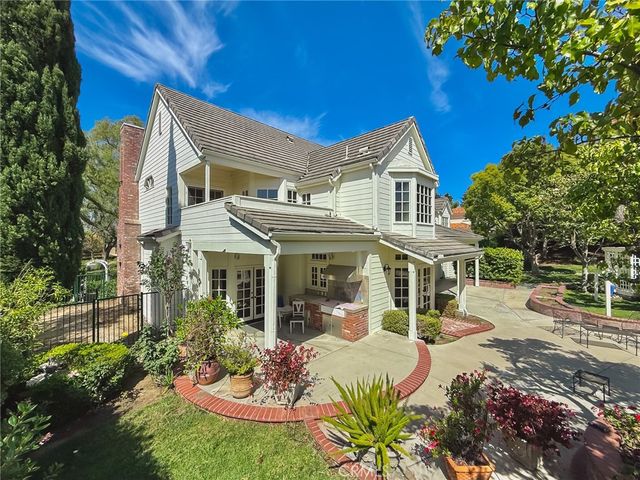 3212 Calle De Debesa, Camarillo, CA 93010