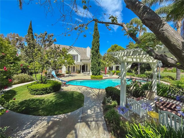 3212 Calle De Debesa, Camarillo, CA 93010