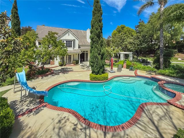 3212 Calle De Debesa, Camarillo, CA 93010
