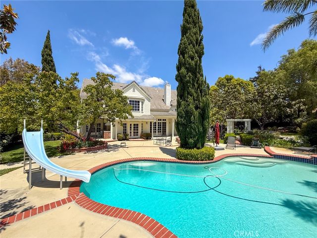 3212 Calle De Debesa, Camarillo, CA 93010