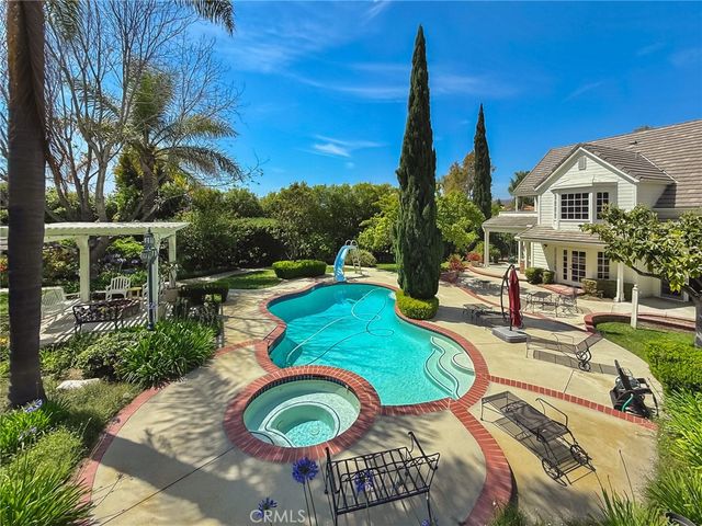 3212 Calle De Debesa, Camarillo, CA 93010