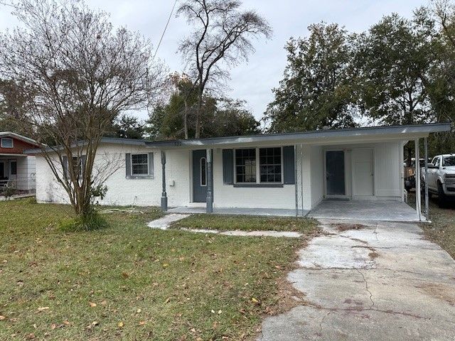 527 Carteret Road, Brunswick, GA 31525