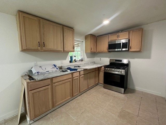 527 Carteret Road, Brunswick, GA 31525