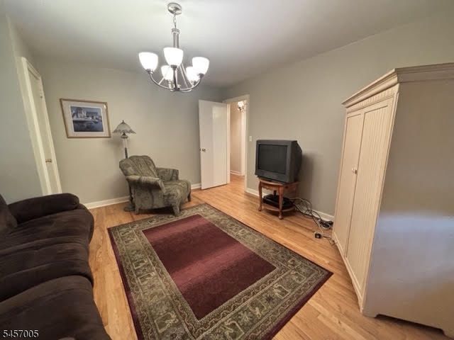 19 Debaun Ave, West Caldwell Twp., NJ 07006