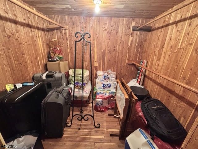19 Debaun Ave, West Caldwell Twp., NJ 07006