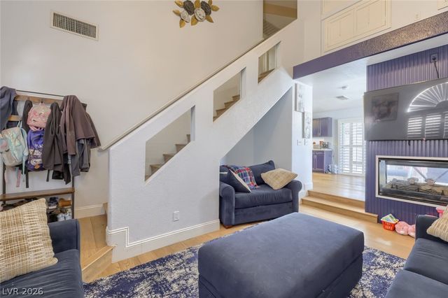 8704 Harwich Avenue, Las Vegas, NV 89129