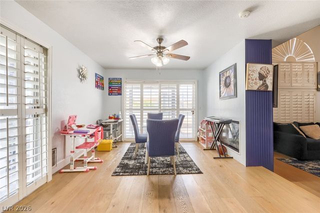 8704 Harwich Avenue, Las Vegas, NV 89129
