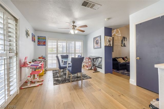8704 Harwich Avenue, Las Vegas, NV 89129