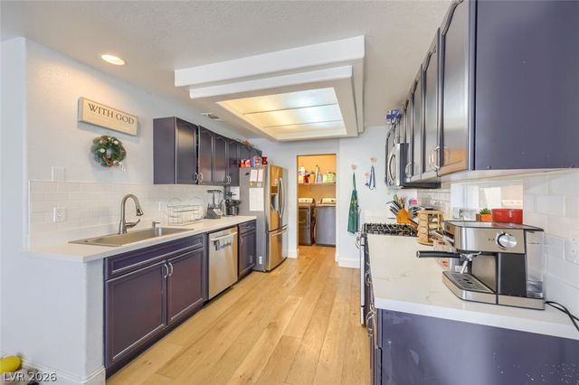 8704 Harwich Avenue, Las Vegas, NV 89129