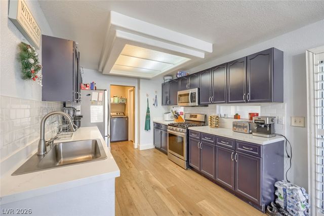 8704 Harwich Avenue, Las Vegas, NV 89129