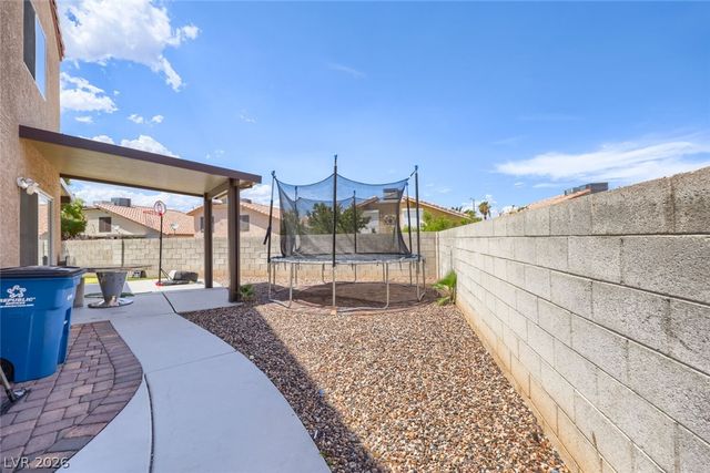 8704 Harwich Avenue, Las Vegas, NV 89129
