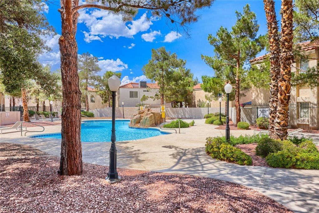 8704 Harwich Avenue, Las Vegas, NV 89129 — photo 4